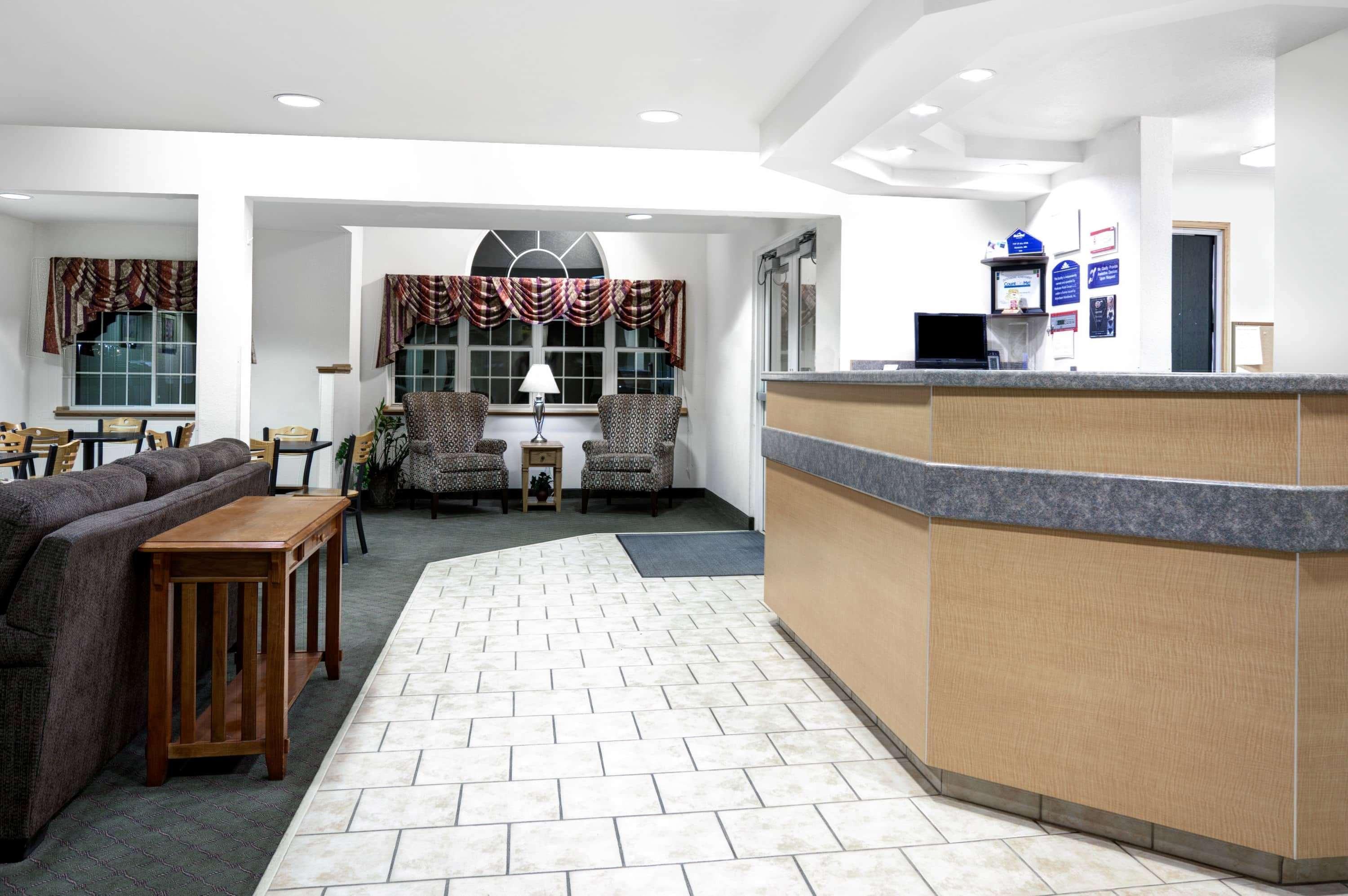 Microtel Inn & Suites By Wyndham Mankato Exterior photo